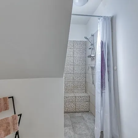 Studio Riva With Terrace Porec