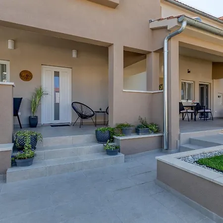 Apartment Studio Riva With Terrace *
